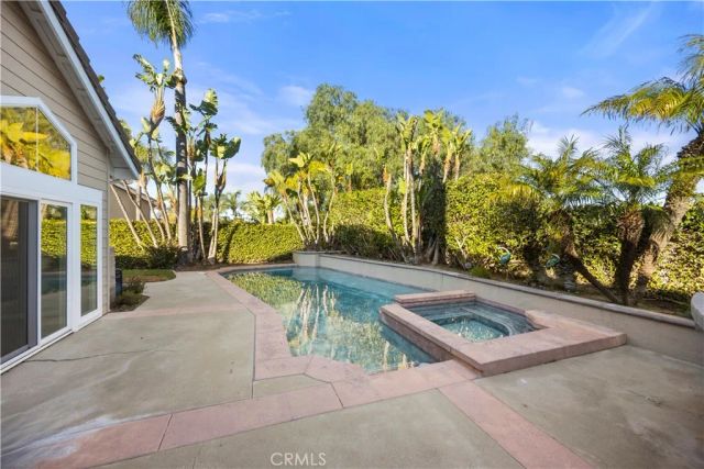 2871 N Roxbury, Orange, CA 92867