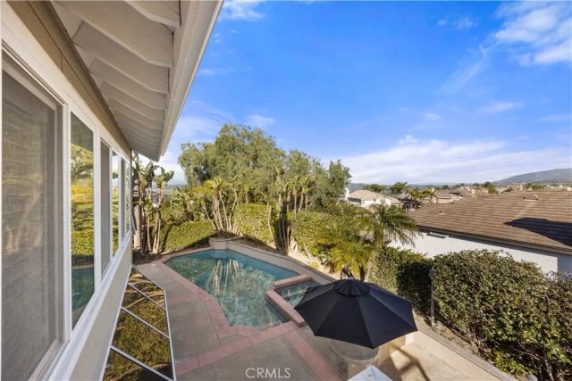 2871 N Roxbury, Orange, CA 92867