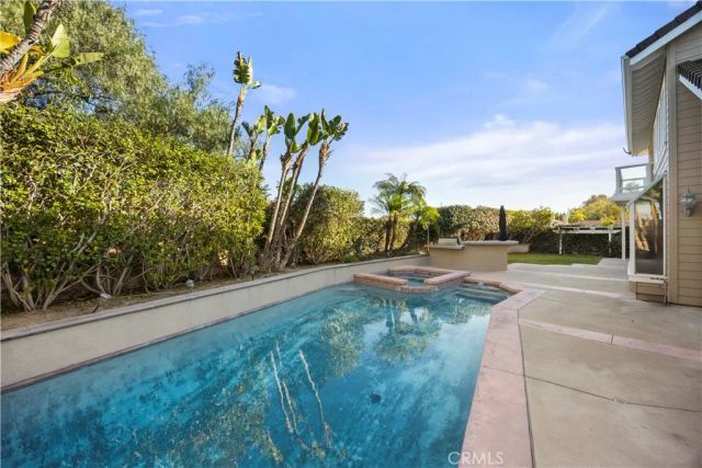 2871 N Roxbury, Orange, CA 92867