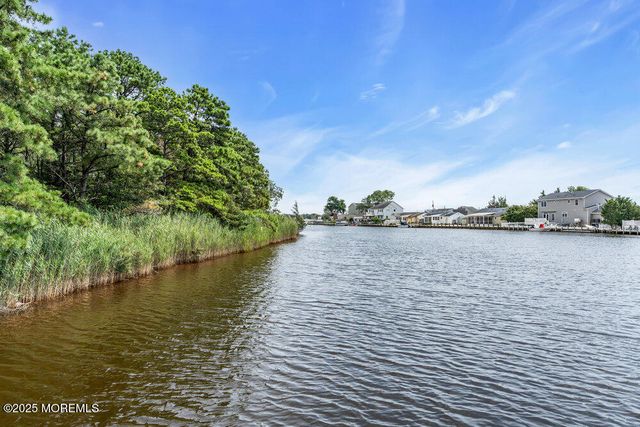 74 Saltspray Drive, Forked River, NJ 08731
