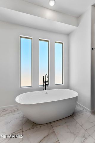 160 Johnny Telles Drive, Clint, TX 79836