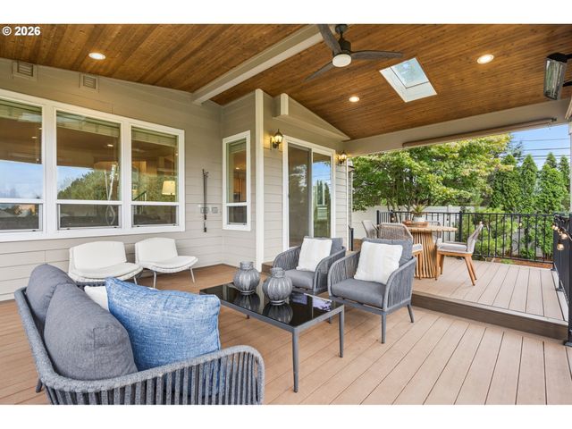 3075 40TH St, Washougal, WA 98671