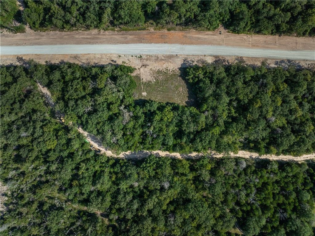 Lot #18 Sunny James Lane, Franklin, TX 77856 — photo 2