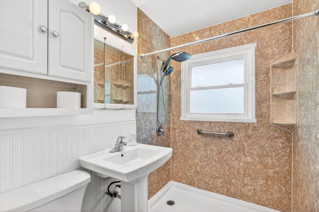 495 Daytona Road, Columbus, OH 43228