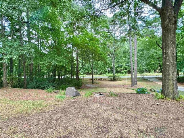 90 Howard Road, Senoia, GA 30276