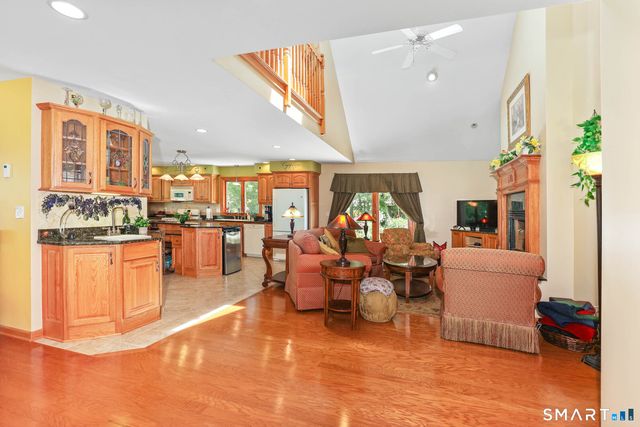 20 Loyola Road, Woodstock, CT 06281