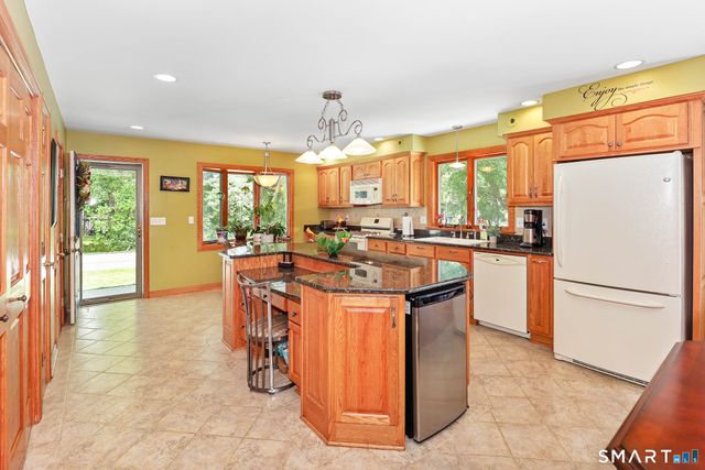 20 Loyola Road, Woodstock, CT 06281