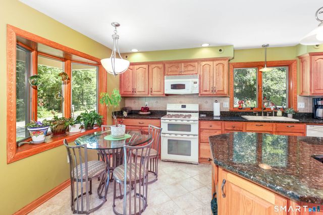20 Loyola Road, Woodstock, CT 06281