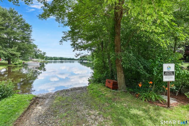 20 Loyola Road, Woodstock, CT 06281