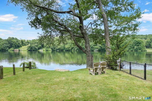20 Loyola Road, Woodstock, CT 06281