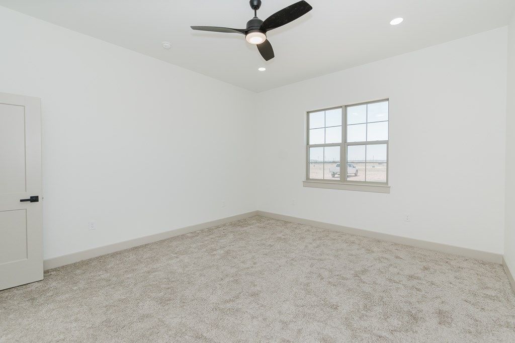 Image 13 of property listing at 309 Spur Dr, Sterling City, TX 76951