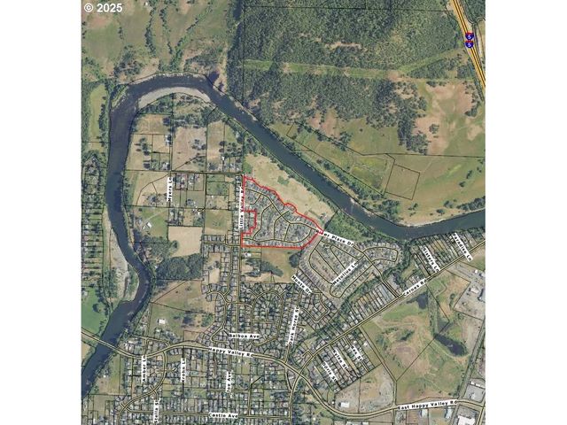 152 JACOB HALE Way, Roseburg, OR 97471