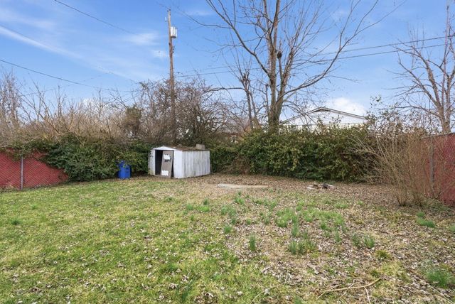 374 Larkwood Drive, Lexington, KY 40509