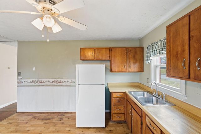 374 Larkwood Drive, Lexington, KY 40509