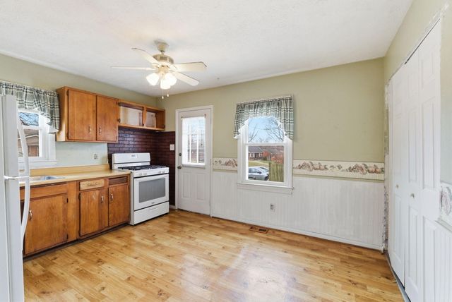 374 Larkwood Drive, Lexington, KY 40509