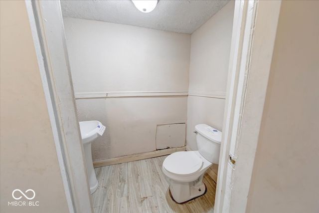 3002 S Rybolt Avenue, Indianapolis, IN 46241