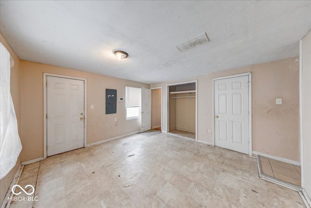 3002 S Rybolt Avenue, Indianapolis, IN 46241