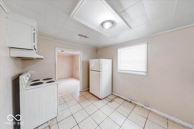 3002 S Rybolt Avenue, Indianapolis, IN 46241