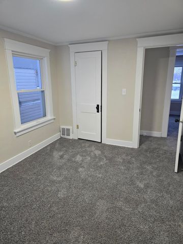 1013 Mahlon Street, Lansing, MI 48906