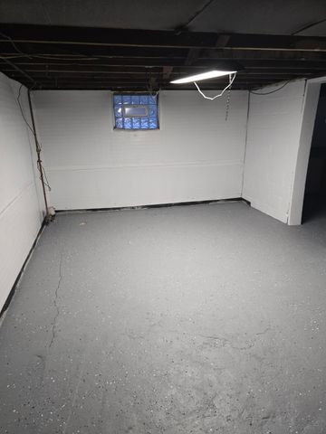 1013 Mahlon Street, Lansing, MI 48906