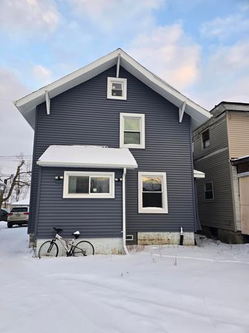 1013 Mahlon Street, Lansing, MI 48906