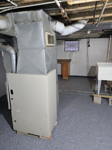 1013 Mahlon Street, Lansing, MI 48906