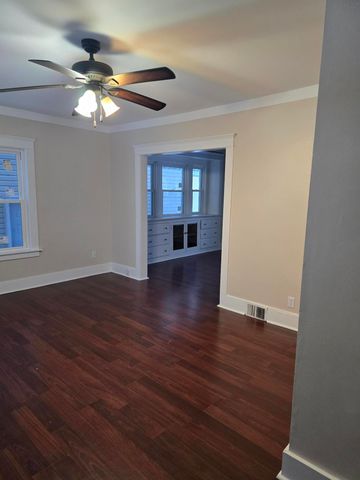 1013 Mahlon Street, Lansing, MI 48906