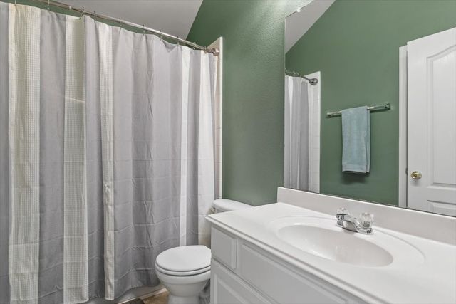 306 Salsbury Drive, Euless, TX 76040