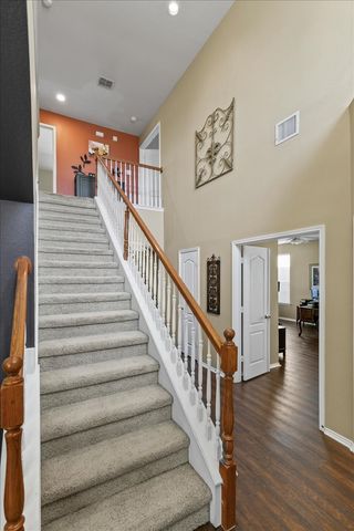 306 Salsbury Drive, Euless, TX 76040