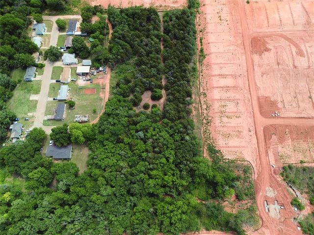 Elmwood Drive, Guthrie, OK 73044