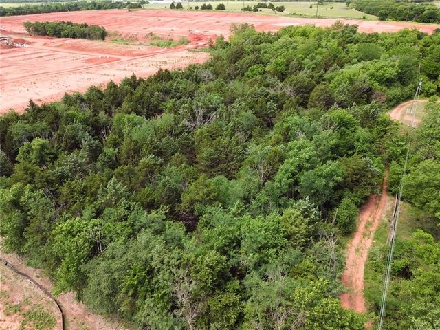 Elmwood Drive, Guthrie, OK 73044