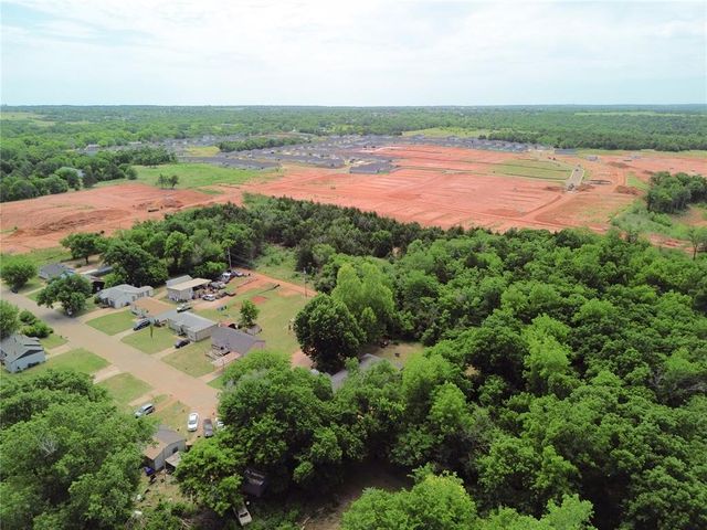 Elmwood Drive, Guthrie, OK 73044