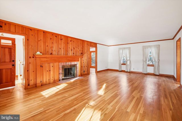 211 BLOOMINGDALE AVE, Federalsburg, MD 21632