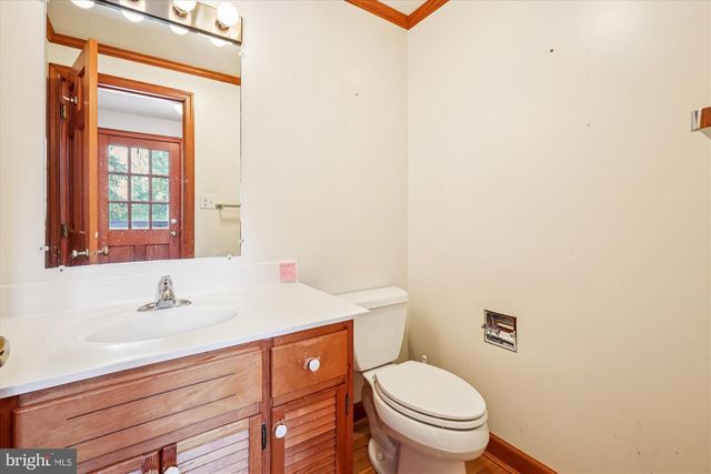 211 BLOOMINGDALE AVE, Federalsburg, MD 21632