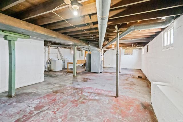 1017 W Broadway Street, Kokomo, IN 46901