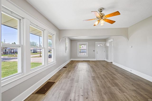 1017 W Broadway Street, Kokomo, IN 46901
