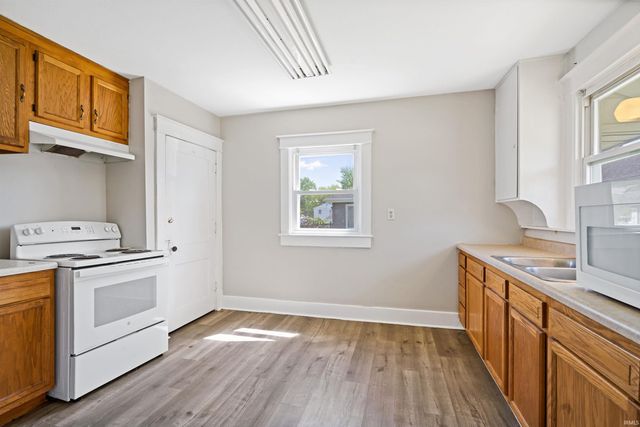 1017 W Broadway Street, Kokomo, IN 46901