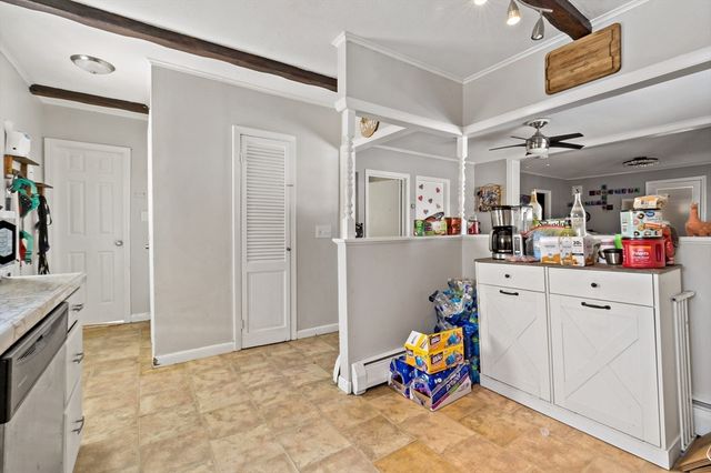 677 Oak Grove Ave, Fall River, MA 02720