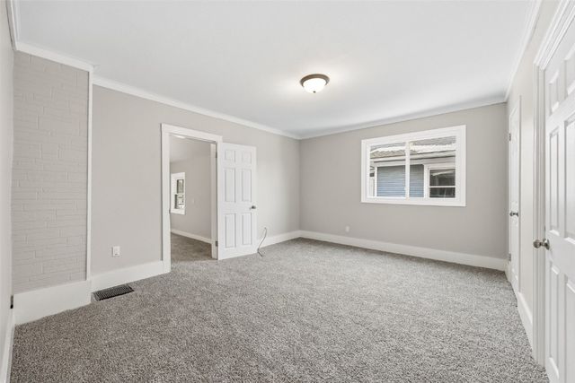 1619 5th AVE SE, Cedar Rapids, IA 52403