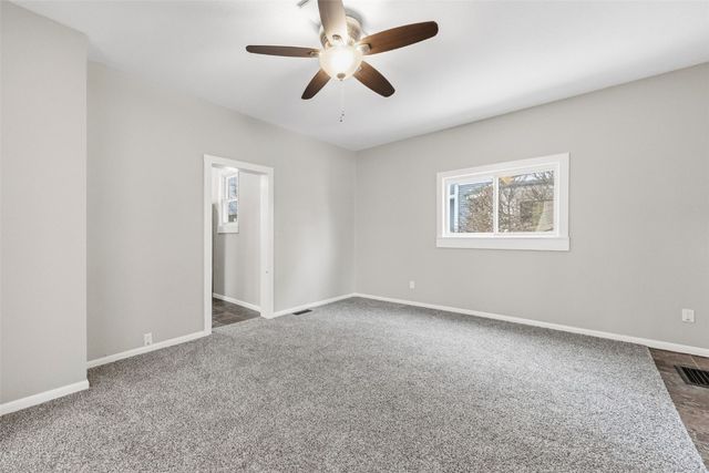 1619 5th AVE SE, Cedar Rapids, IA 52403