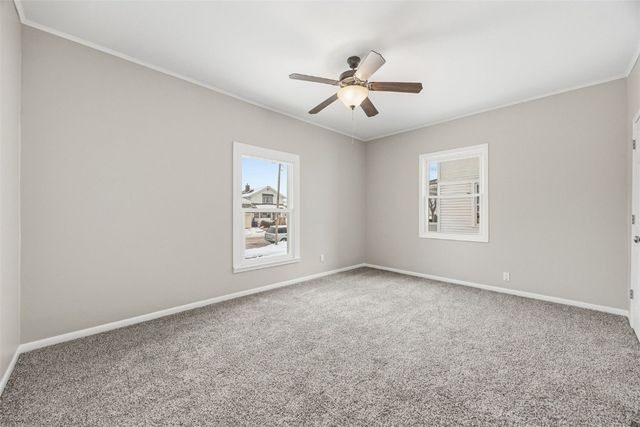 1619 5th AVE SE, Cedar Rapids, IA 52403