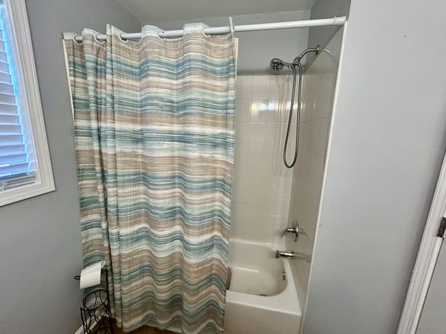 215 Alta Ave, Shelbyville, TN 37160