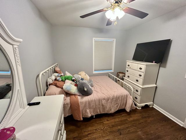 215 Alta Ave, Shelbyville, TN 37160