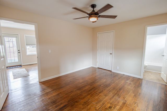 215 Alta Ave, Shelbyville, TN 37160