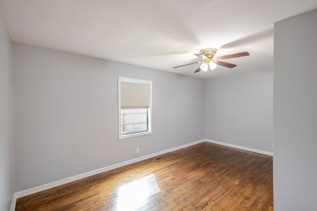 215 Alta Ave, Shelbyville, TN 37160