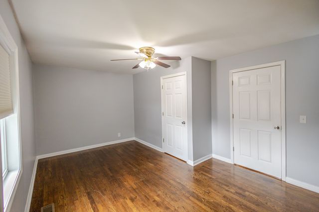 215 Alta Ave, Shelbyville, TN 37160