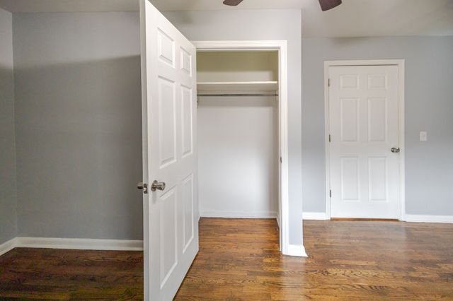 215 Alta Ave, Shelbyville, TN 37160