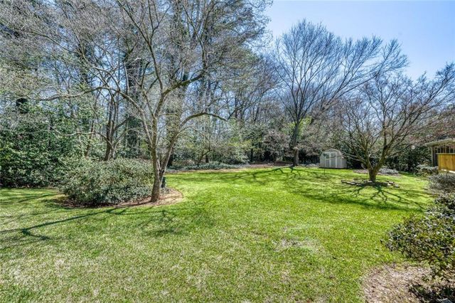 180 Jade Cove Circle, Roswell, GA 30075