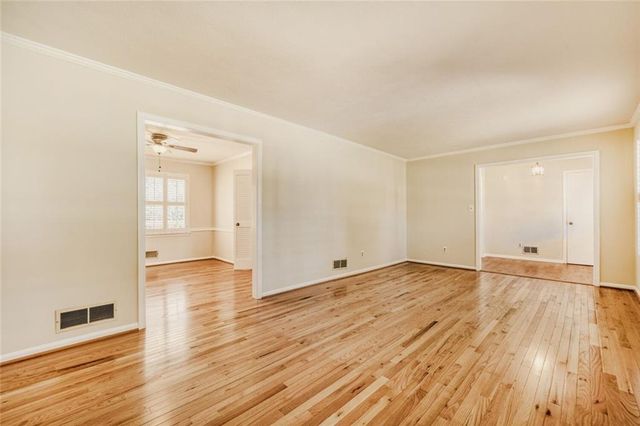 180 Jade Cove Circle, Roswell, GA 30075