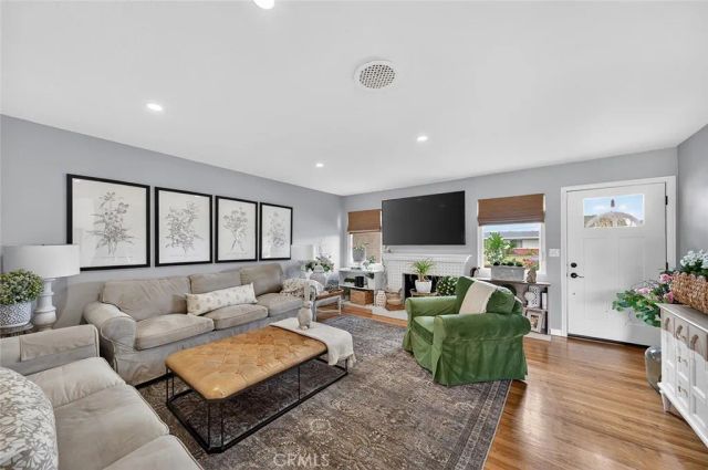 1209 S East Gates, Anaheim, CA 92804